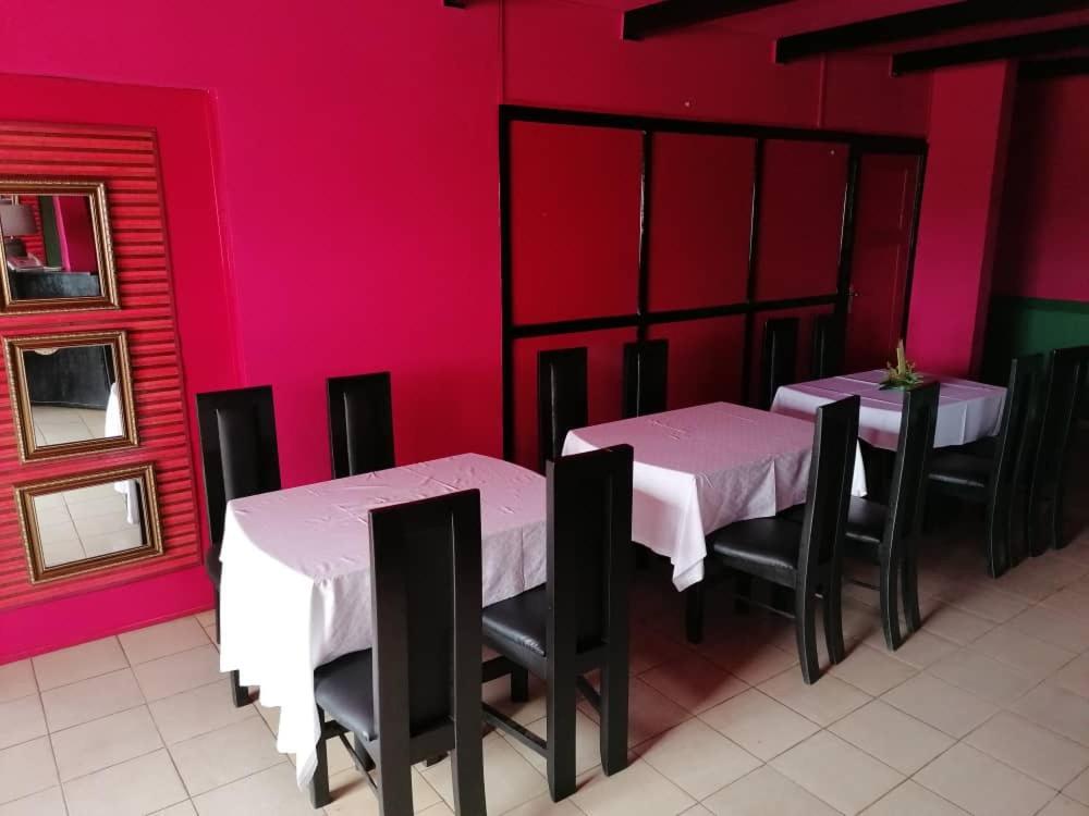 Hotel La Couronne Rw 야운데 외부 사진